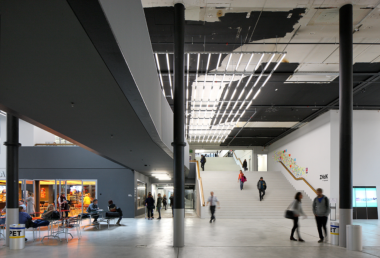 07_EM2N_Toni-Areal_© Filip Dujardin_low